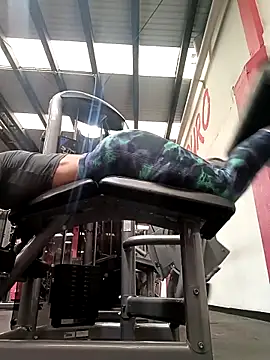 Mishchelle Zakii online show from 03/04/26, 08:16