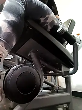 Mishchelle Zakii online show from 02/16/26, 09:02