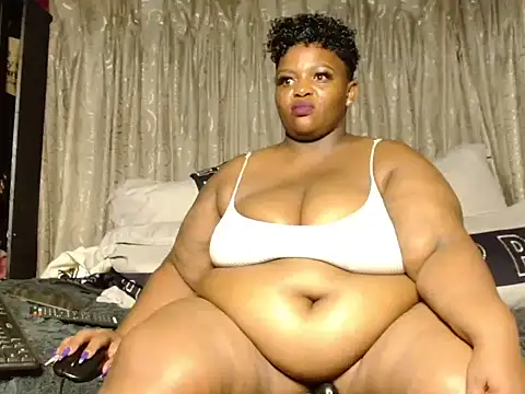 Snapshot of Bustyboobs02xx chatting on 11/08/25, 07:06 Bustyboobs02xx online show from 11/08/25, 07:06