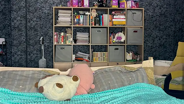 AzureEyes online show from 04/11/26, 02:21