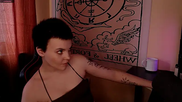 KrisNeal online show from 04/05/26, 08:54