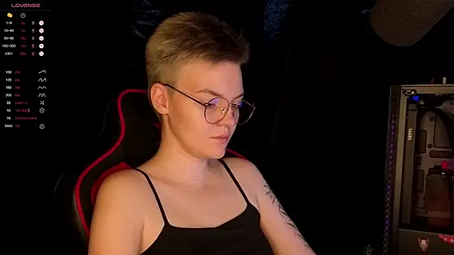 KrisNeal online show from 10/24/25, 09:30