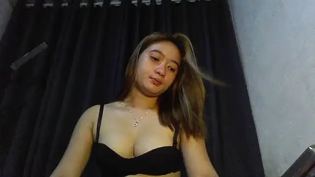 Elysia Fox online show from 05/16/26, 09:52
