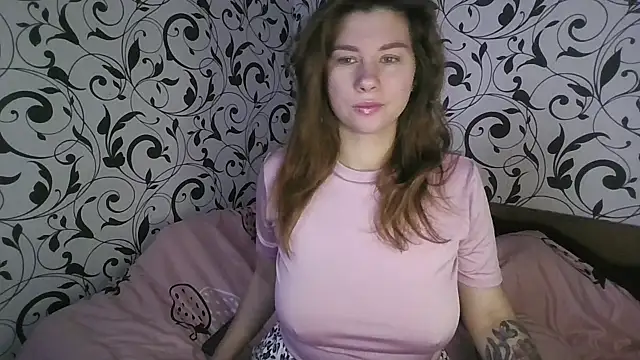 YourEmilie online show from 11/08/25, 11:25