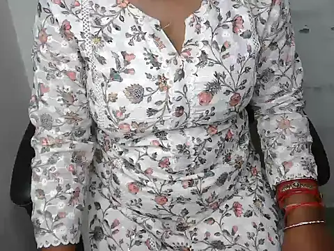 bold naina online show from 10/03/25, 03:52