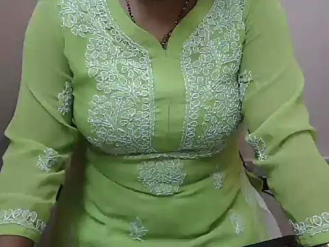 bold naina online show from 11/10/25, 03:55