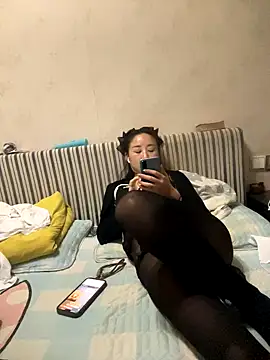 xiuchun100 online show from 10/02/25, 03:37