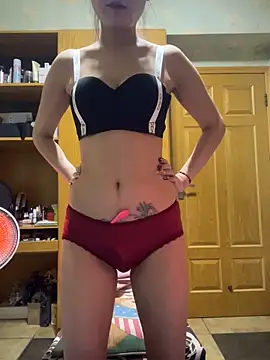 Snapshot of xiuchun100 chatting on 03/17/26, 08:01 xiuchun100 online show from 03/17/26, 08:01