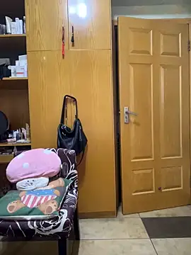 Snapshot of xiuchun100 chatting on 03/19/26, 09:31 xiuchun100 online show from 03/19/26, 09:31