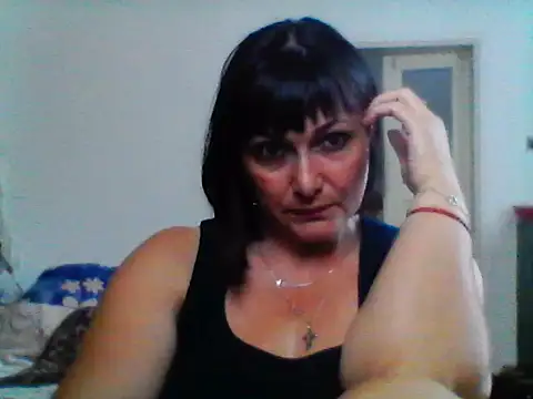 Snapshot of MariannaLove759 chatting on 09/30/25, 10:21 MariannaLove759 online show from 09/30/25, 10:21