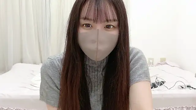  Mia land  online show from 05/08/26, 01:48