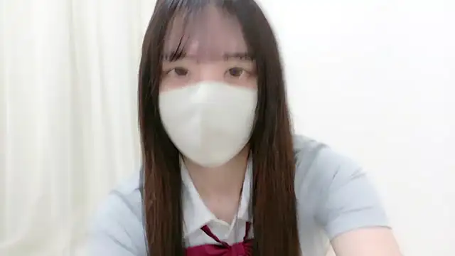  Mia land  online show from 11/03/25, 01:04