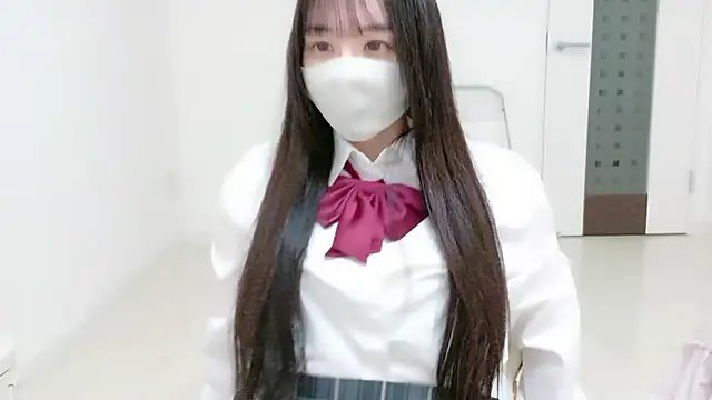  Mia land  online show from 01/16/26, 02:10