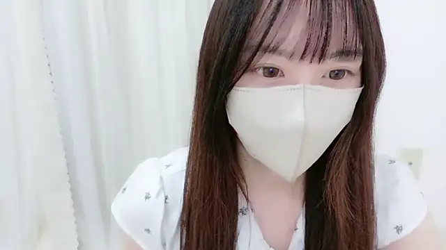  Mia land  online show from 10/03/25, 01:34