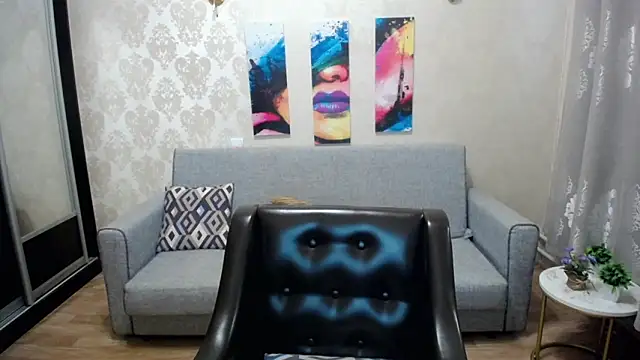 shy hot cat online show from 10/17/25, 06:39