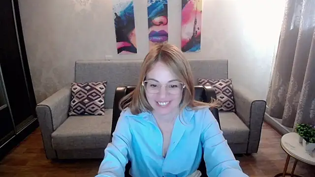 shy hot cat online show from 09/18/25, 08:50