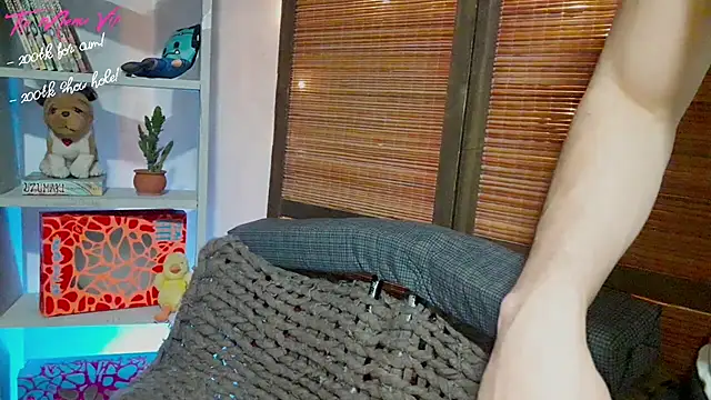 Snapshot of ObeyLust chatting on 09/28/25, 09:33 ObeyLust online show from 09/28/25, 09:33