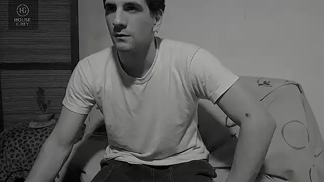 Snapshot of ObeyLust chatting on 10/03/25, 01:42 ObeyLust online show from 10/03/25, 01:42