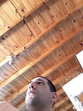 Snapshot of ObeyLust chatting on 10/26/25, 04:18 ObeyLust online show from 10/26/25, 04:18