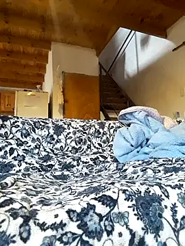 Snapshot of ObeyLust chatting on 10/22/25, 05:34 ObeyLust online show from 10/22/25, 05:34