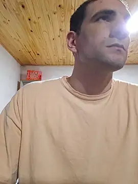 Snapshot of ObeyLust chatting on 11/03/25, 03:23 ObeyLust online show from 11/03/25, 03:23