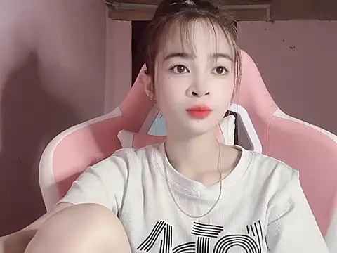 Suna7383 online show from 11/13/25, 04:00