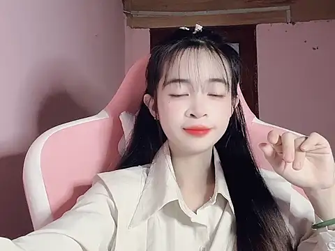 Suna7383 online show from 11/08/25, 05:38