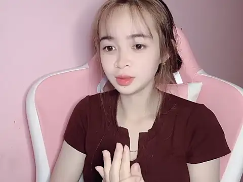 Suna7383 online show from 12/16/25, 05:28