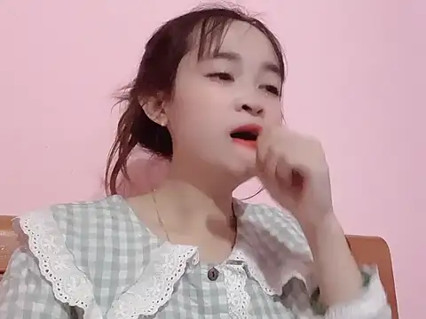 Suna7383 online show from 10/16/25, 04:04