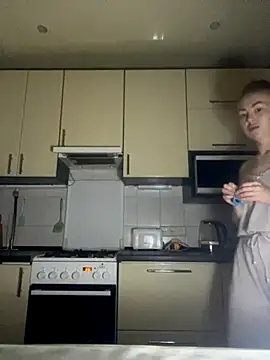 MartaLuna  online show from 11/24/25, 07:58