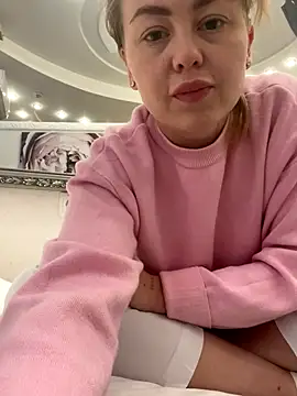 MartaLuna  online show from 11/07/25, 10:53