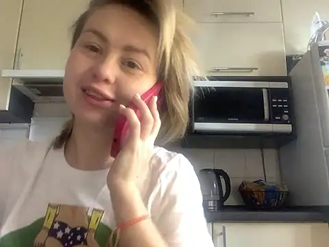 MartaLuna  online show from 12/22/25, 08:25