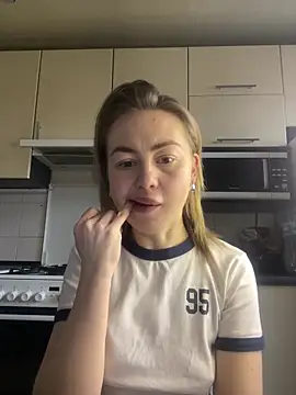 MartaLuna  online show from 02/25/26, 10:48