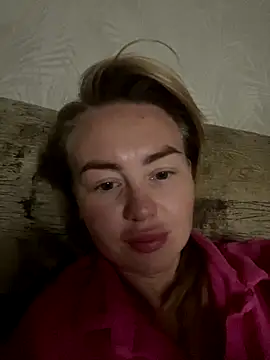 MartaLuna  online show from 10/01/25, 07:18