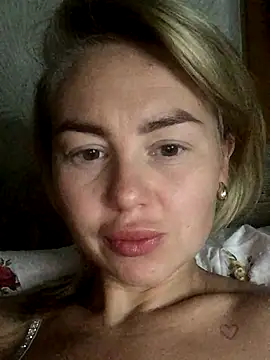 MartaLuna  online show from 09/27/25, 09:21