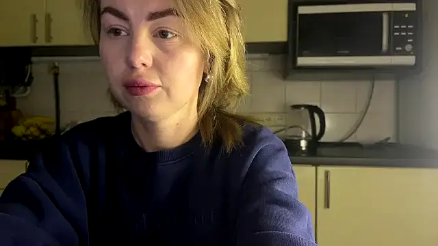 MartaLuna  online show from 04/08/26, 07:37