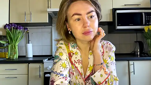 MartaLuna  online show from 03/10/26, 08:51