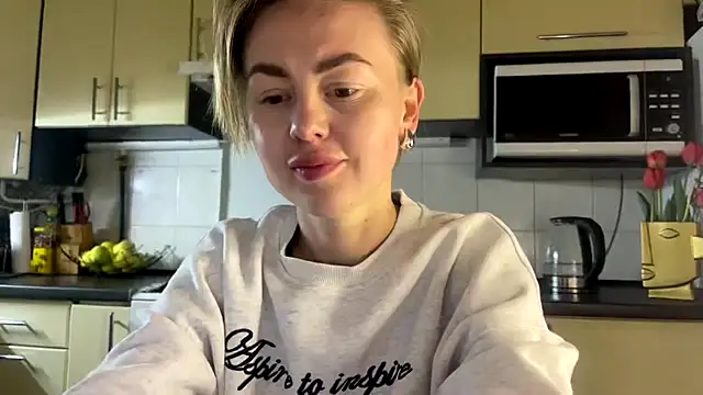 MartaLuna  online show from 04/14/26, 07:30