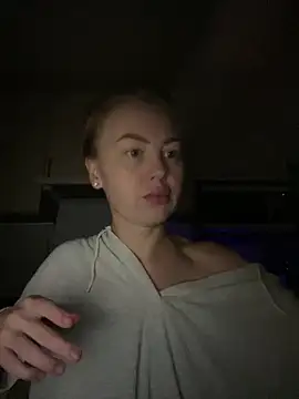 MartaLuna  online show from 11/08/25, 07:39