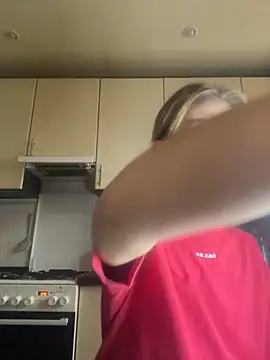 MartaLuna  online show from 11/28/25, 11:54