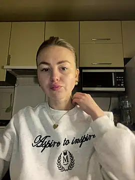 MartaLuna  online show from 02/28/26, 06:40