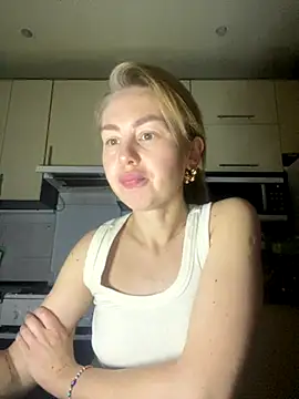 MartaLuna  online show from 12/02/25, 07:26