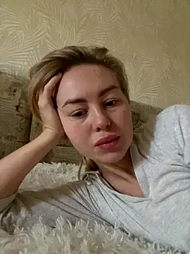 MartaLuna  online show from 10/12/25, 08:26