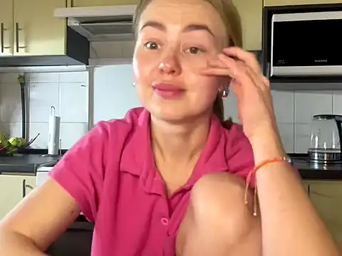 MartaLuna  online show from 03/31/26, 08:11