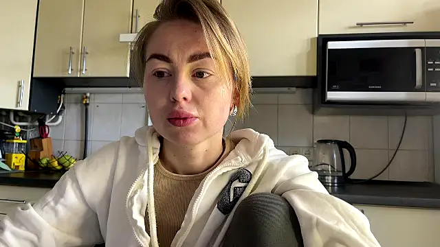 MartaLuna  online show from 04/07/26, 09:33