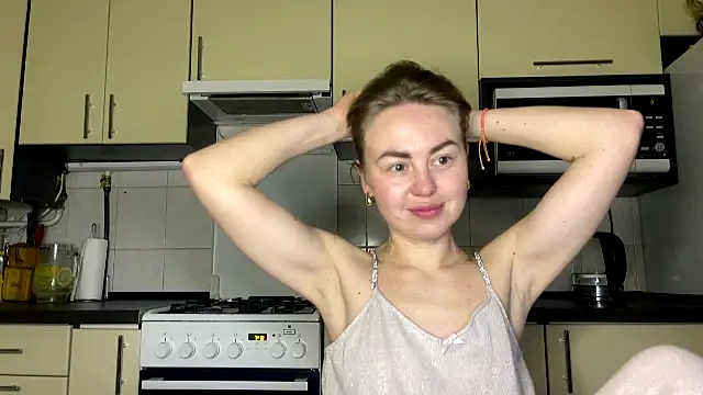 MartaLuna  online show from 03/16/26, 08:44