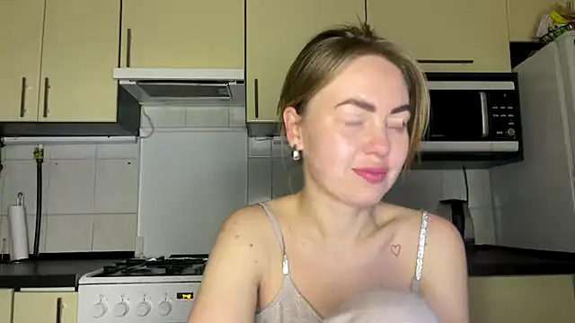 MartaLuna  online show from 03/18/26, 09:48