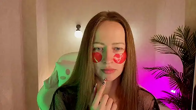 bella li   online show from 11/20/25, 12:55