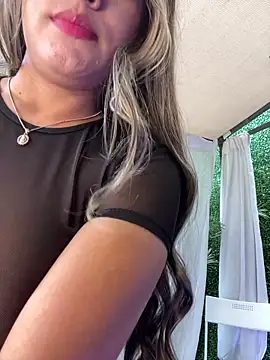 MayaMoanXXX online show from 10/28/25, 01:10