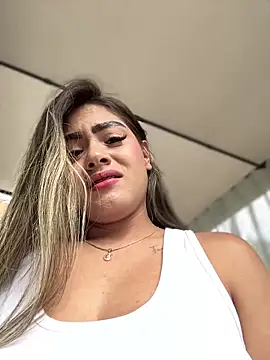 MayaMoanXXX online show from 10/22/25, 01:21